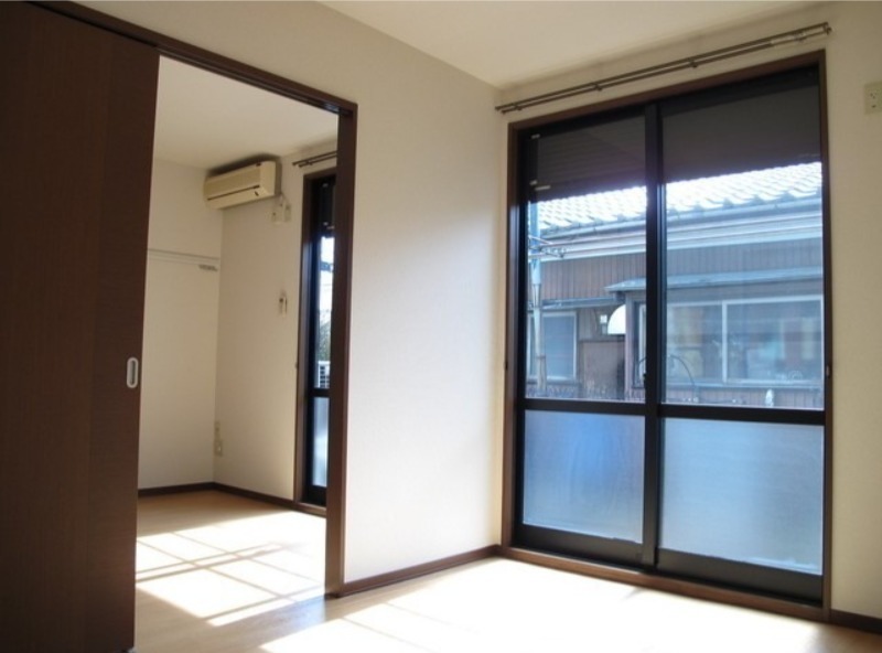 居室・リビング　図面と現状に相違がある場合には現状を優先