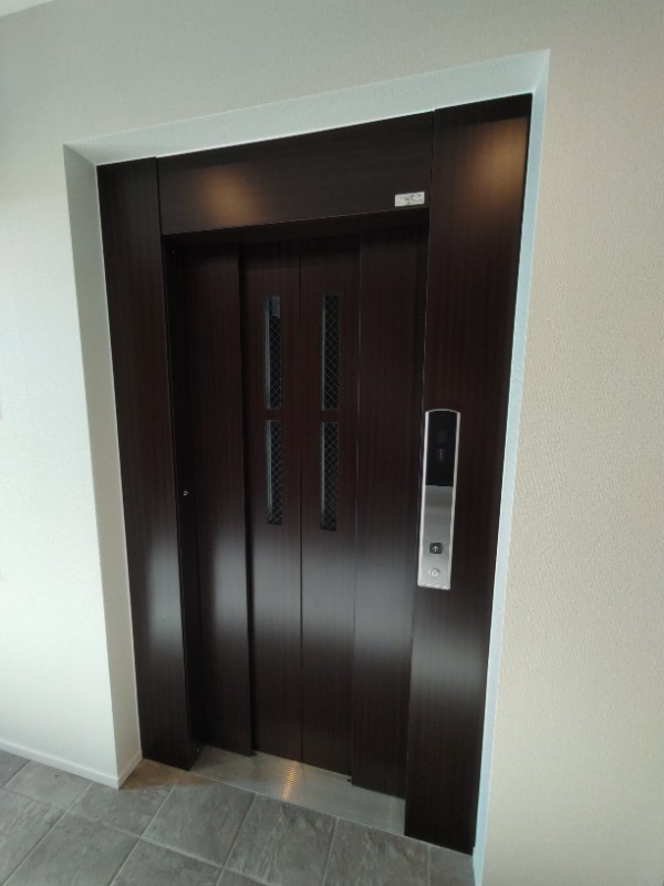 その他設備　エレベーター完備