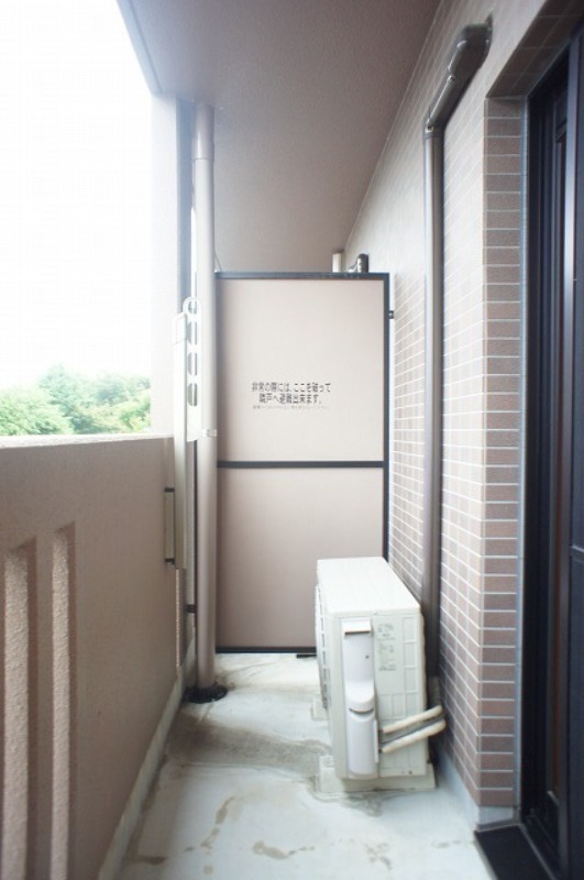 バルコニー　図面と現状に相違がある場合には現状を優先