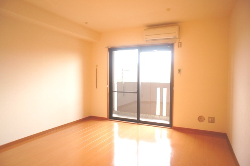 居室・リビング　図面と現状に相違がある場合には現状を優先