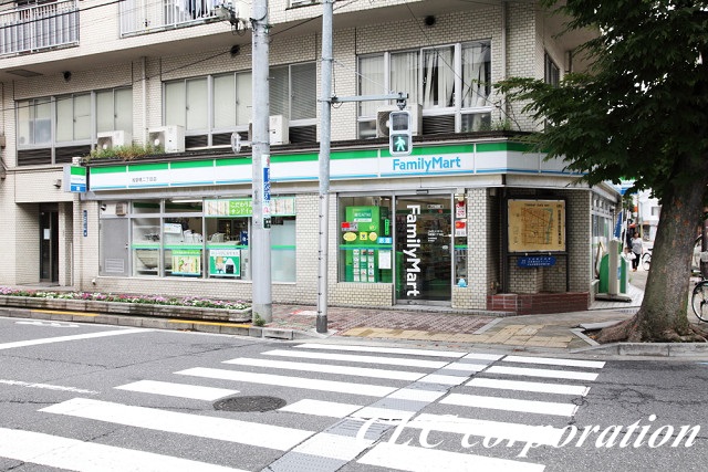 コンビニ　ファミリーマート 浅草橋二丁目店（コンビニ）まで311m