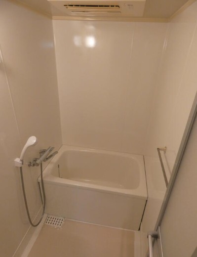 バス・シャワールーム　エムメイト綱町