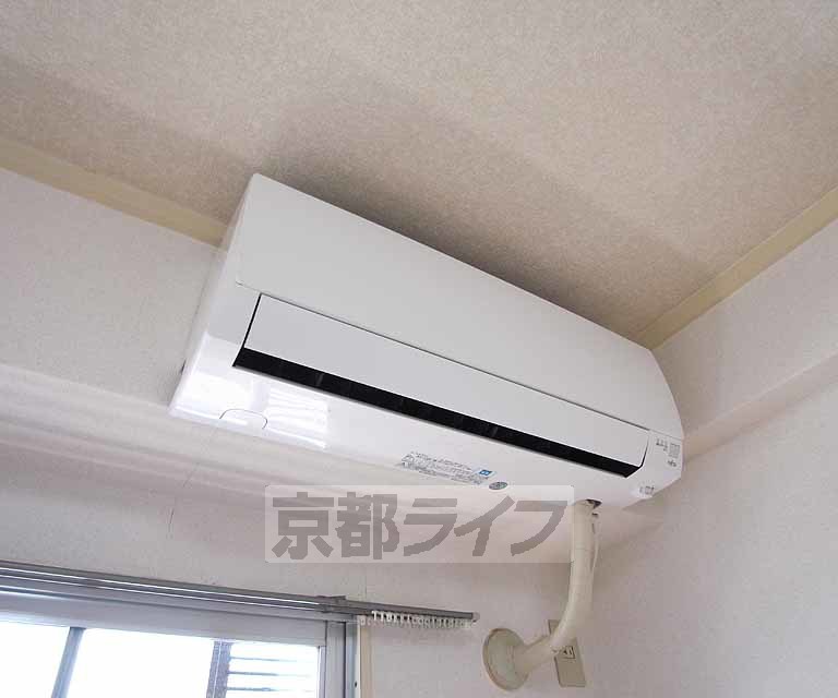 その他設備　エアコンもバッチリ。