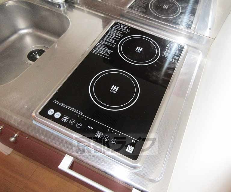 キッチン　２口つき！