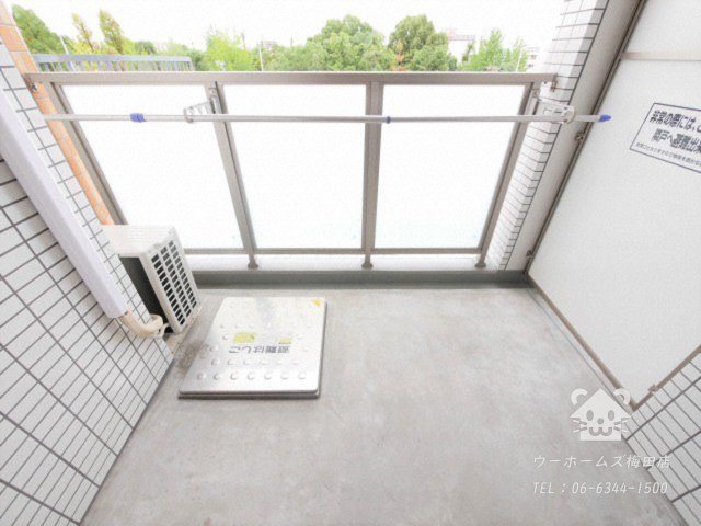 バルコニー　お洗濯にも便利なバルコニー付き