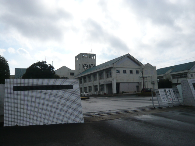 高校・高専　伊奈高校（高校・高専）まで5949m