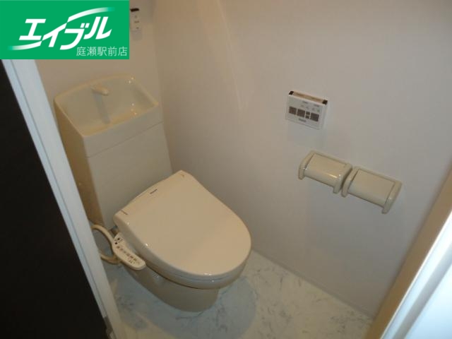 トイレ　シャワー付トイレ