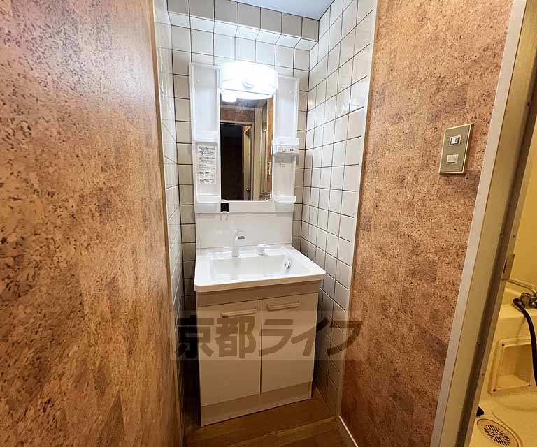 洗面設備　朝の準備はこちらで