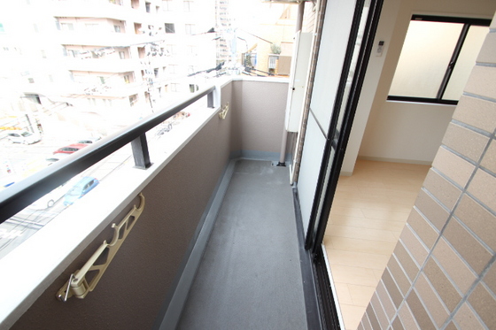 バルコニー　※別部屋の写真です
