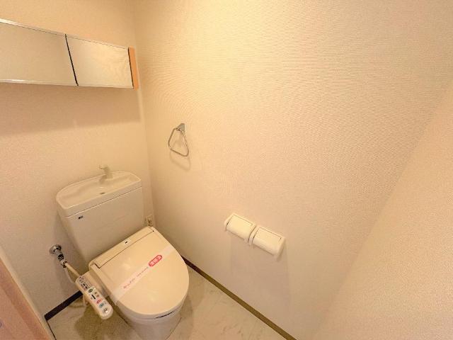 トイレ　シャワー付トイレ