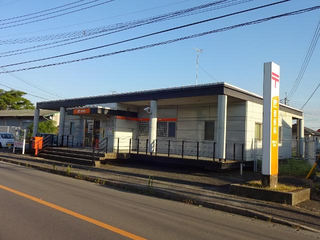 郵便局　穂波小正郵便局（郵便局）まで298m