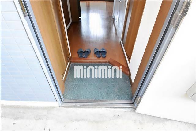 玄関　写真はモデルルームです