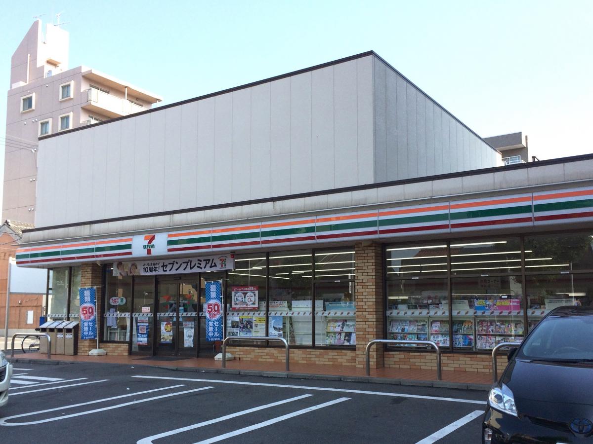 コンビニ　セブンイレブン 名古屋太閤通4丁目店（コンビニ）まで307m