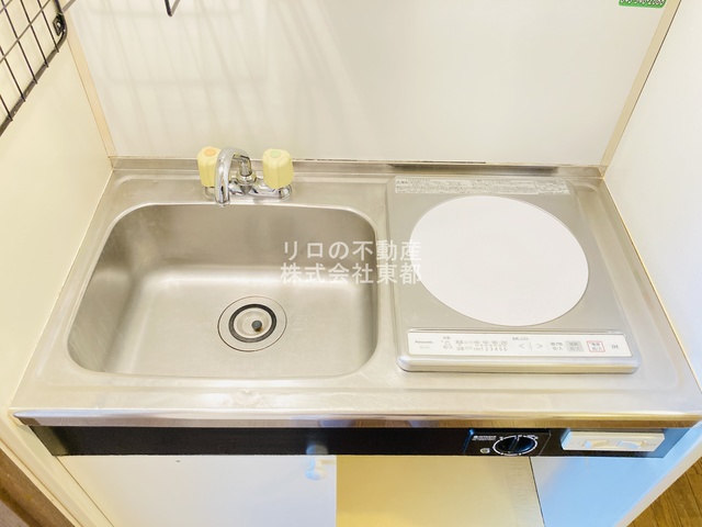 キッチン　火を使わず安心でお掃除も簡単なＩＨコンロ１口付です♪