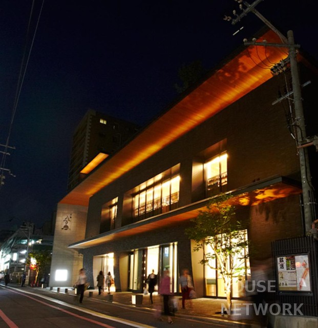 スーパー　パントリー京都八百一本館店（スーパー）まで281m