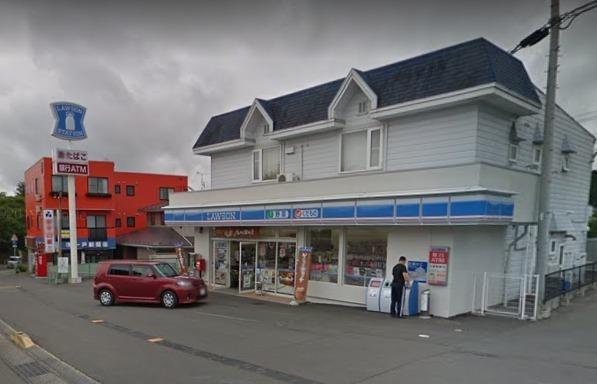 コンビニ　ローソン滝沢駅前店（コンビニ）まで233m