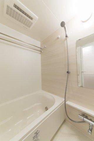 バス・シャワールーム　バス※別部屋参考写真