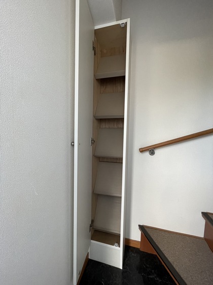 玄関　※別部屋の写真です