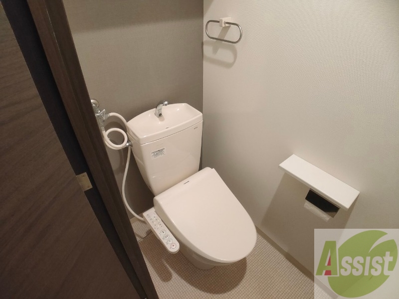 トイレ　トイレです。ウォシュレット付を探している方、おすすめです。