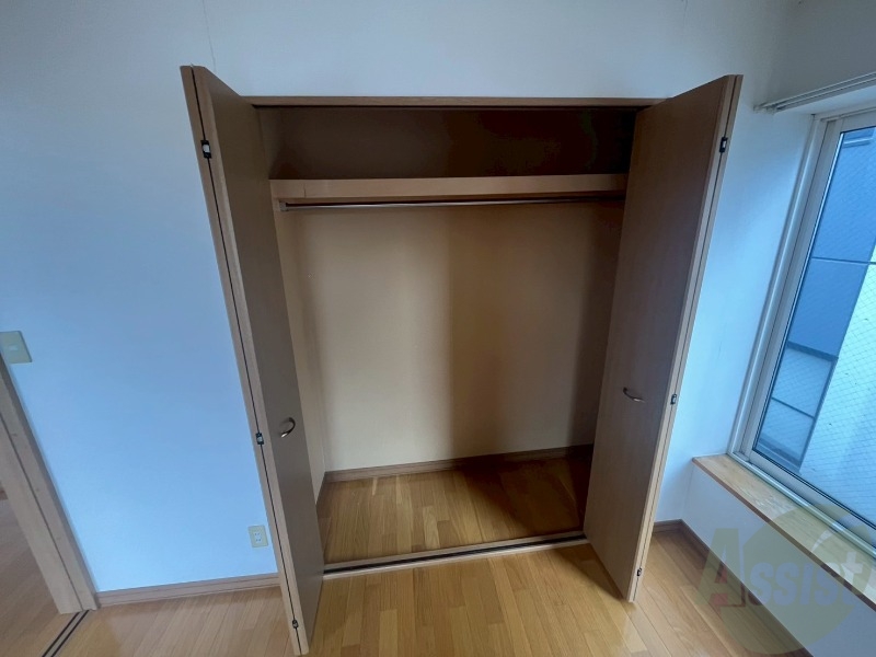 収納　クローゼットがありました。お洋服や荷物はここへ