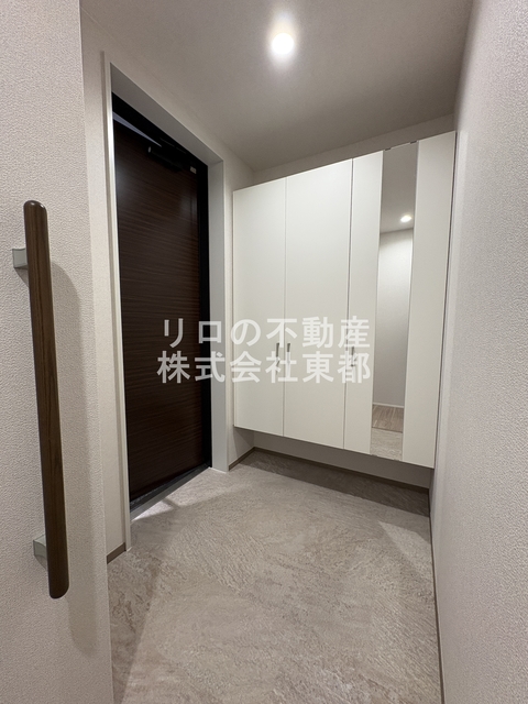 玄関　すっきりシンプルな玄関スペースです！