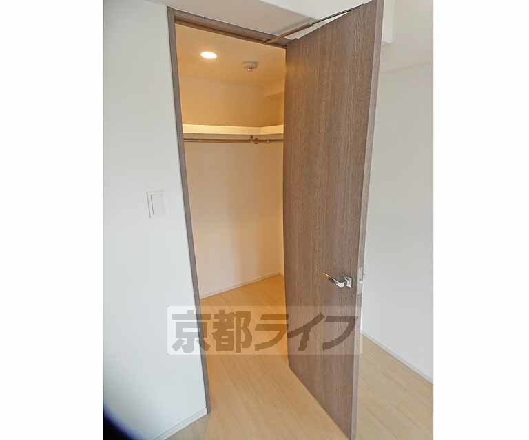 収納　ウォークインクローゼット