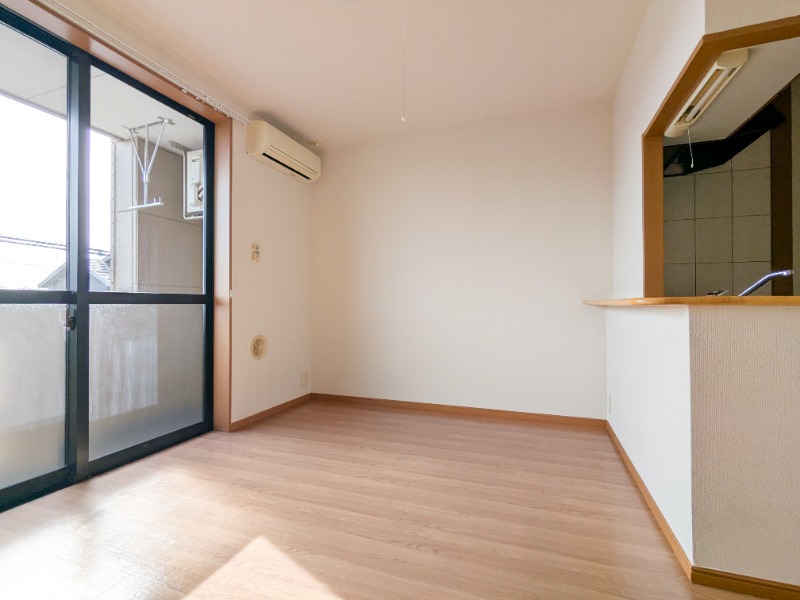 居室・リビング　図面と現状に相違がある場合には現状を優先