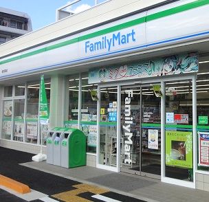 コンビニ　ファミリーマート 葛野西通店（コンビニ）まで54m