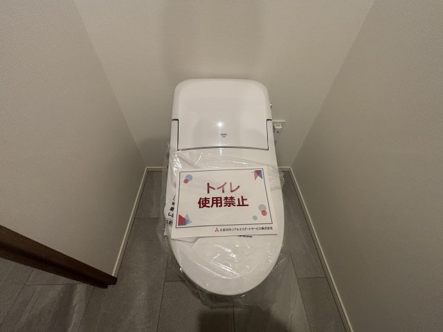 トイレ　別部屋参考写真