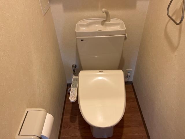 トイレ　シャワー付トイレ