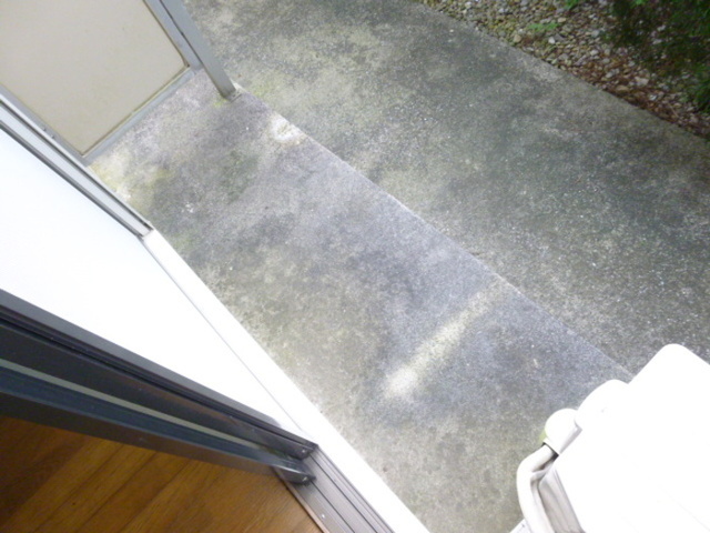 バルコニー　テラス