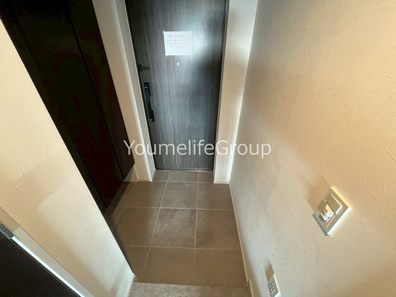 玄関　※別部屋参考写真※