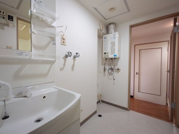 その他設備　脱衣所もキレイです