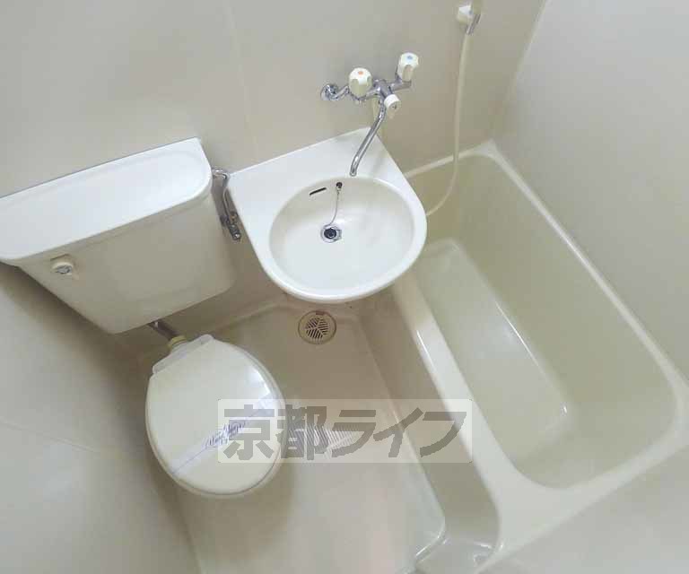 バス・シャワールーム　バスです。