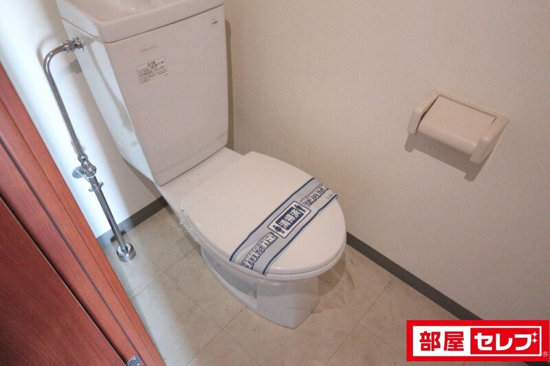 トイレ　※５０６号室の写真を参照しています