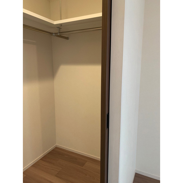 収納　ウォークインクローゼット