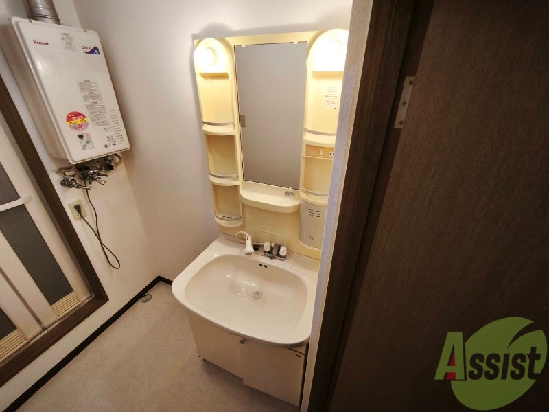 洗面設備　シャンプードレッサーで身支度もラクラクです！