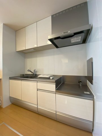 キッチン　コンパクトなキッチンで掃除もラクラク