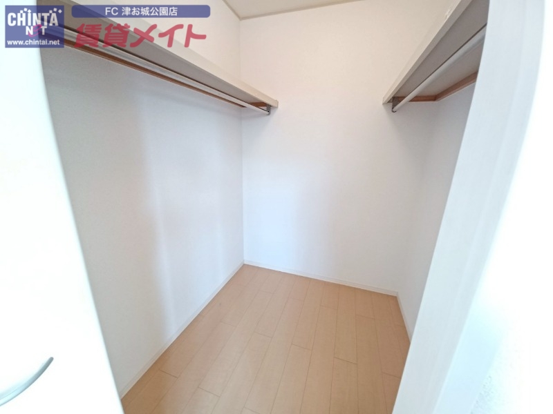 収納　別部屋同型タイプ写真です。