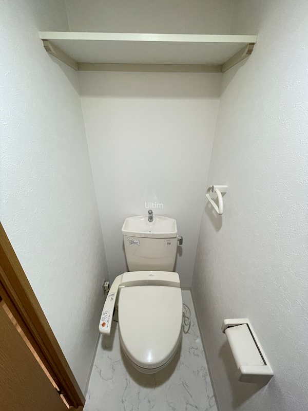 トイレ　※同タイプの他のお部屋です