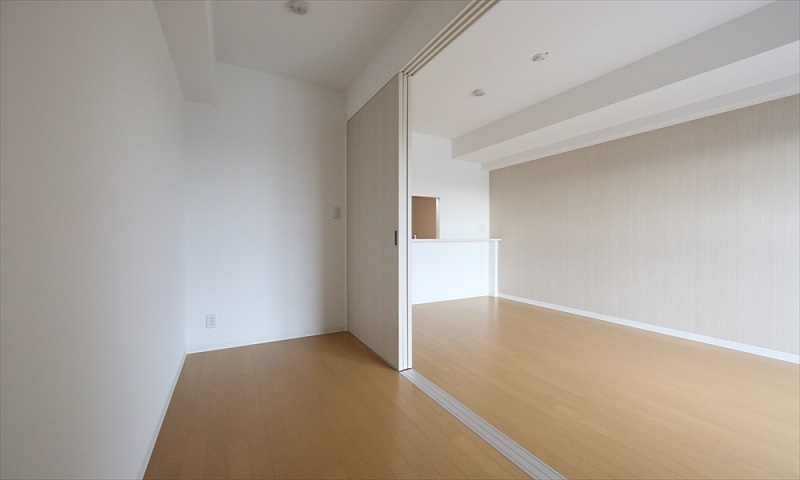 その他部屋・スペース　LDK12.0帖　洋室3.3帖　ウォークインクローゼット