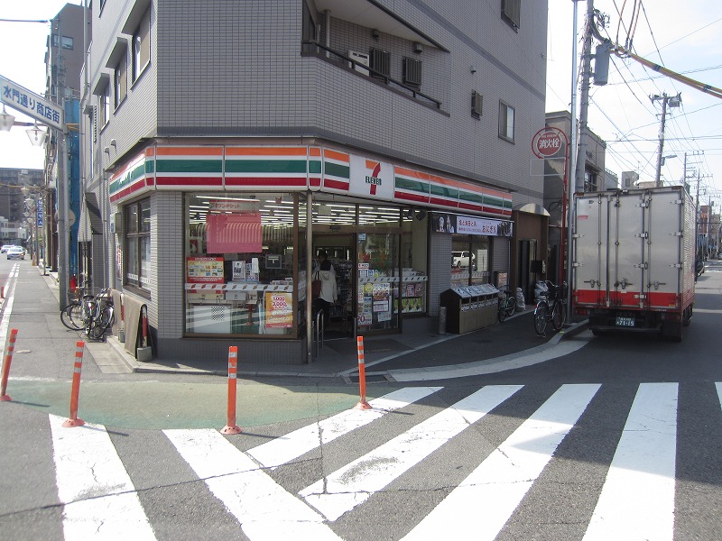 コンビニ　セブンイレブン川崎四ツ角店（コンビニ）まで381m