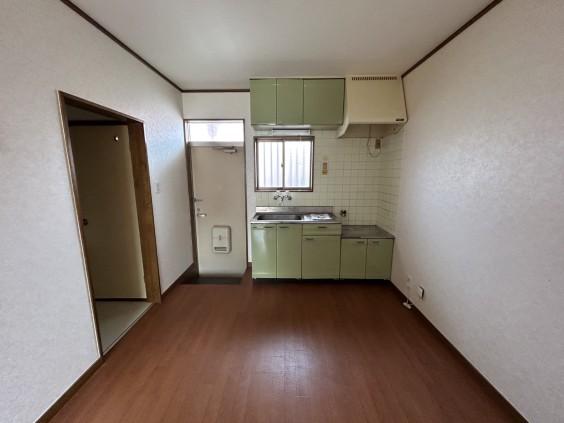 その他　他室参考写真　ダイニングキッチンは５帖です。