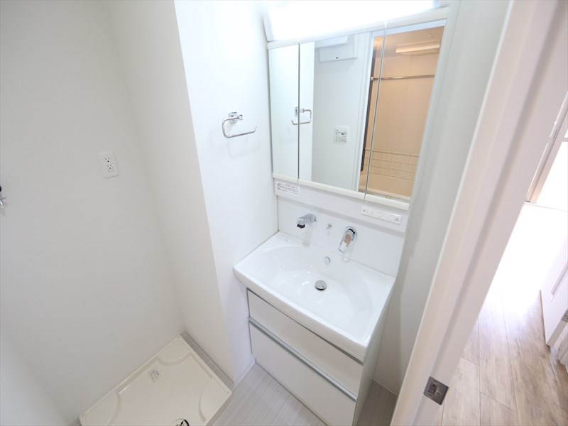 洗面設備　脱衣所　独立洗面台（シャンプードレッサー）