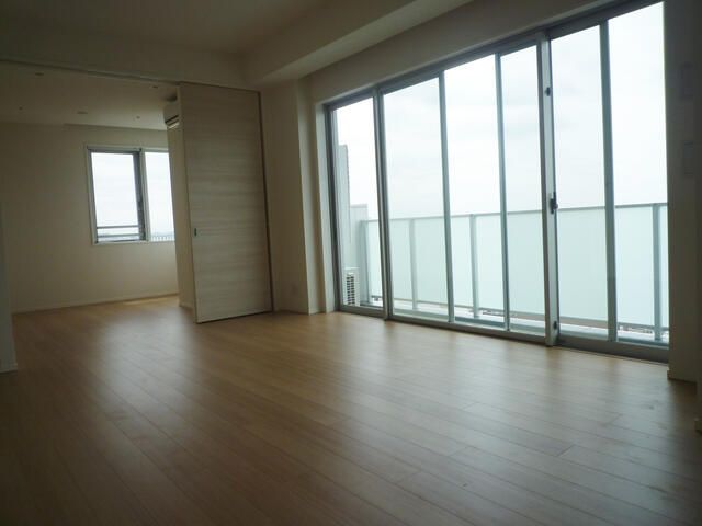 居室・リビング　※別部屋参考写真