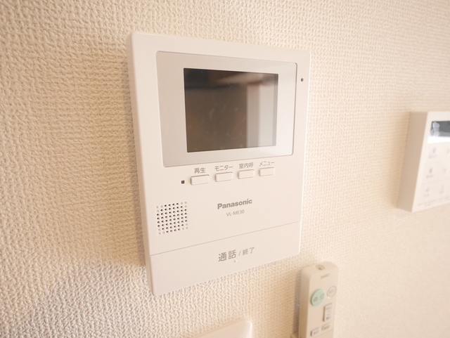 セキュリティ　★モニタ付きインターホンでセキュリティ面も安心ですね★