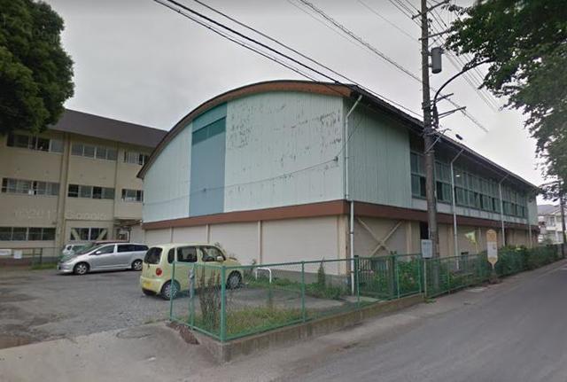 小学校　相模原市立新磯小学校（小学校）まで886m