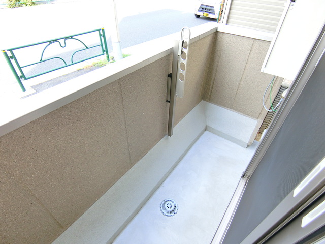 バルコニー　★採光たっぷりのバルコニー★