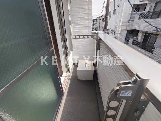 バルコニー　陽当たり良好なバルコニーです