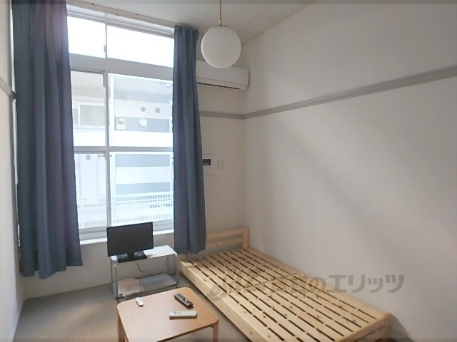 居室・リビング　居室